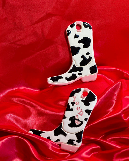 cowboy boot wall hangings