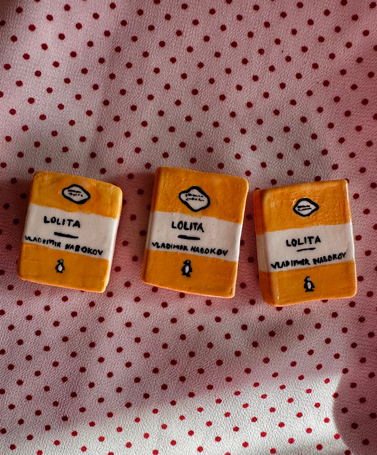 penguin classics: lolita magnet