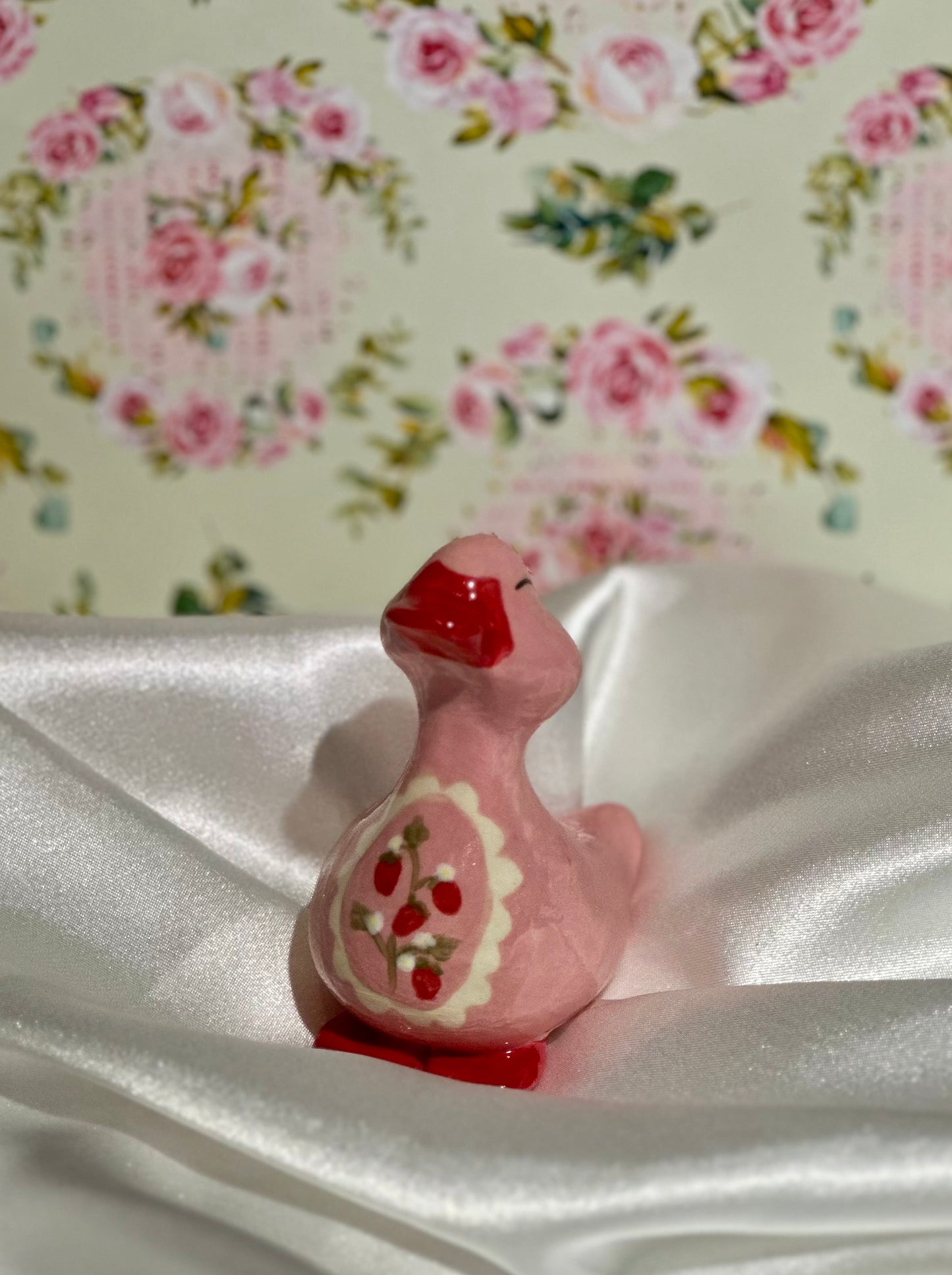 vintage stamp duck sculptures (pink)