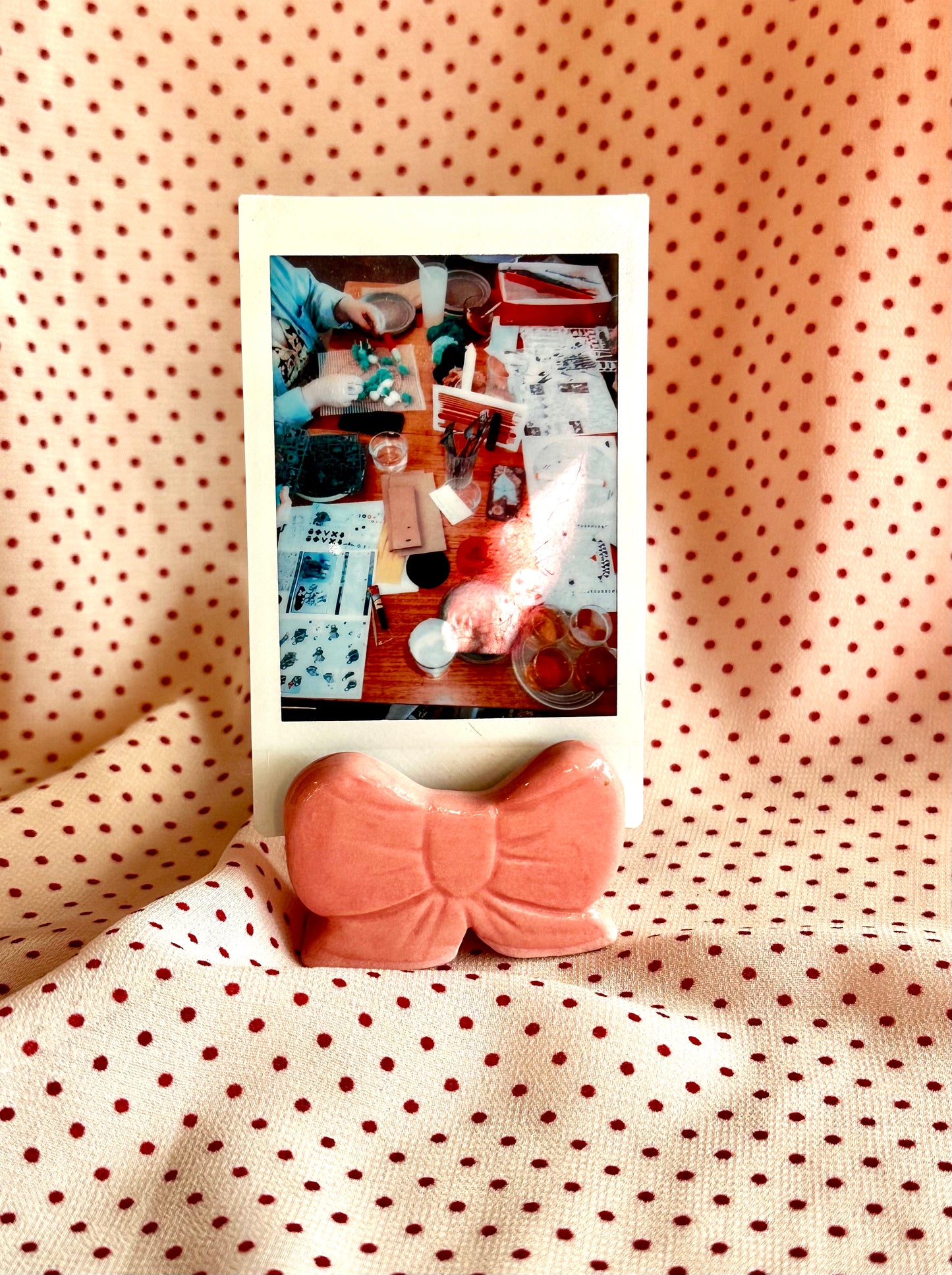 bow ceramic polaroid/card holder