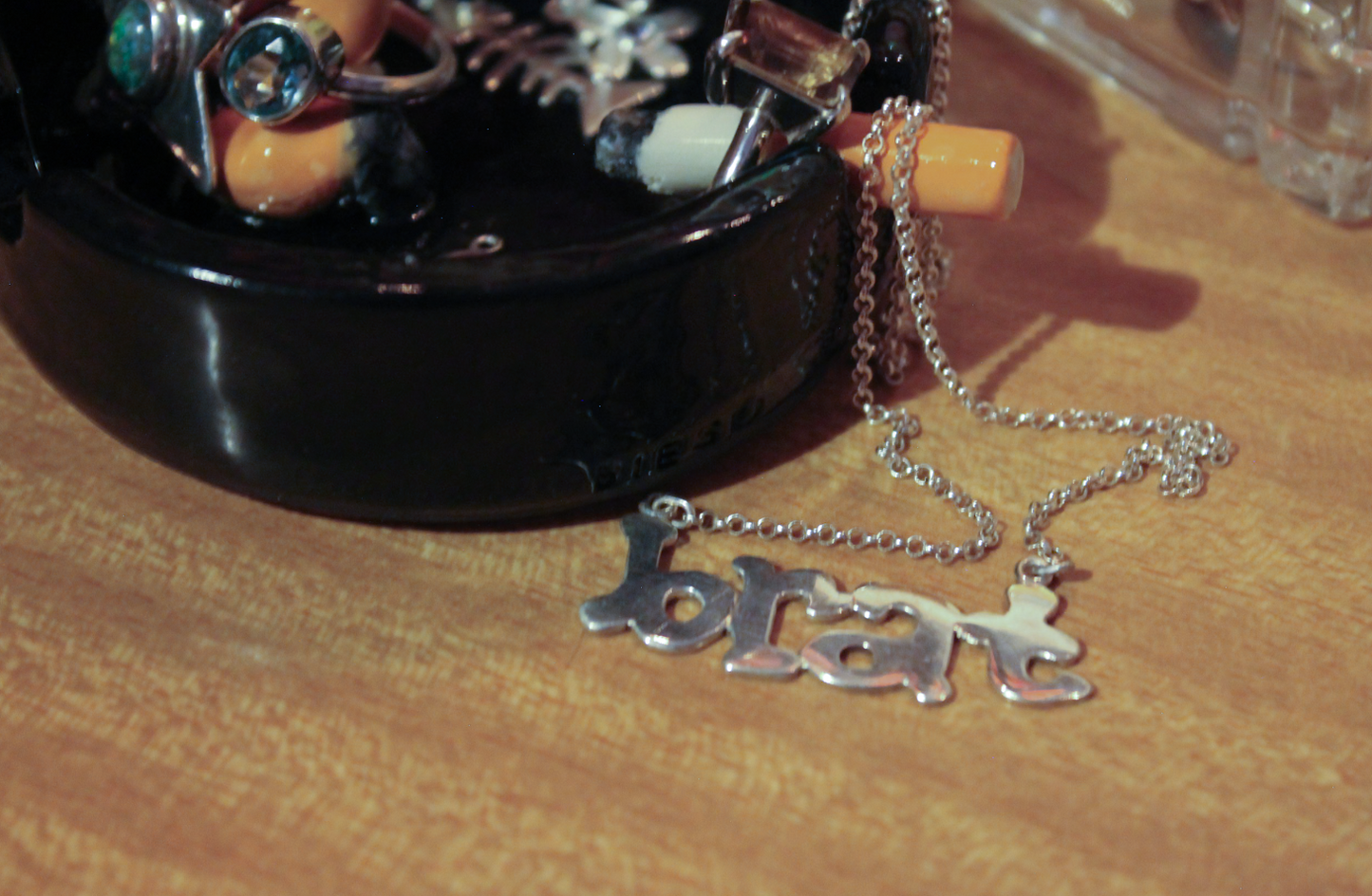 ciggy-butt ashtray jewellery dish