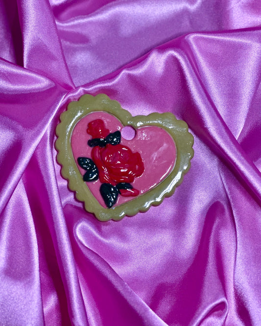 coquette heart wall hanging - vintage rose #1