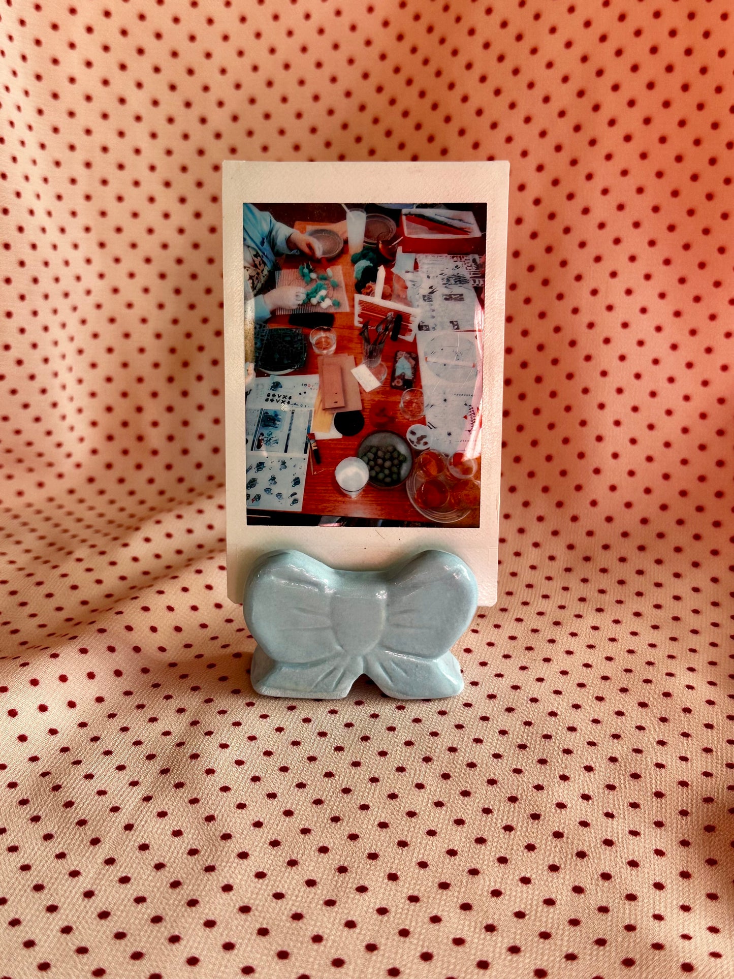 bow ceramic polaroid/card holder