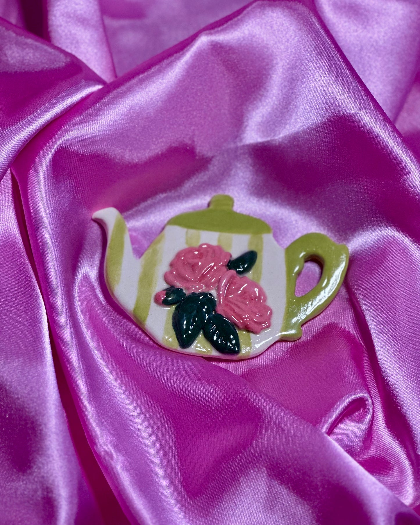 for spilling tea - dish (vintage rose #2)