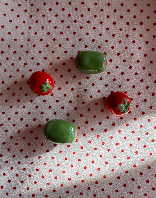 ceramic tomato magnet
