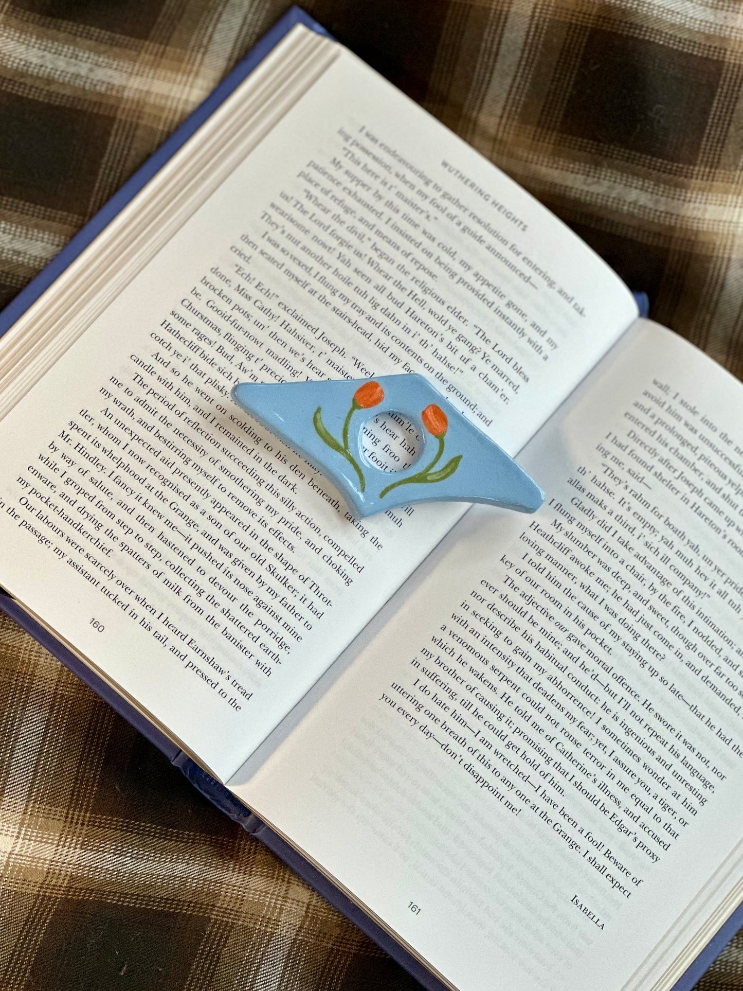 blue tulip ceramic page holder