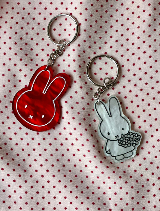 miffy and flowers keychain