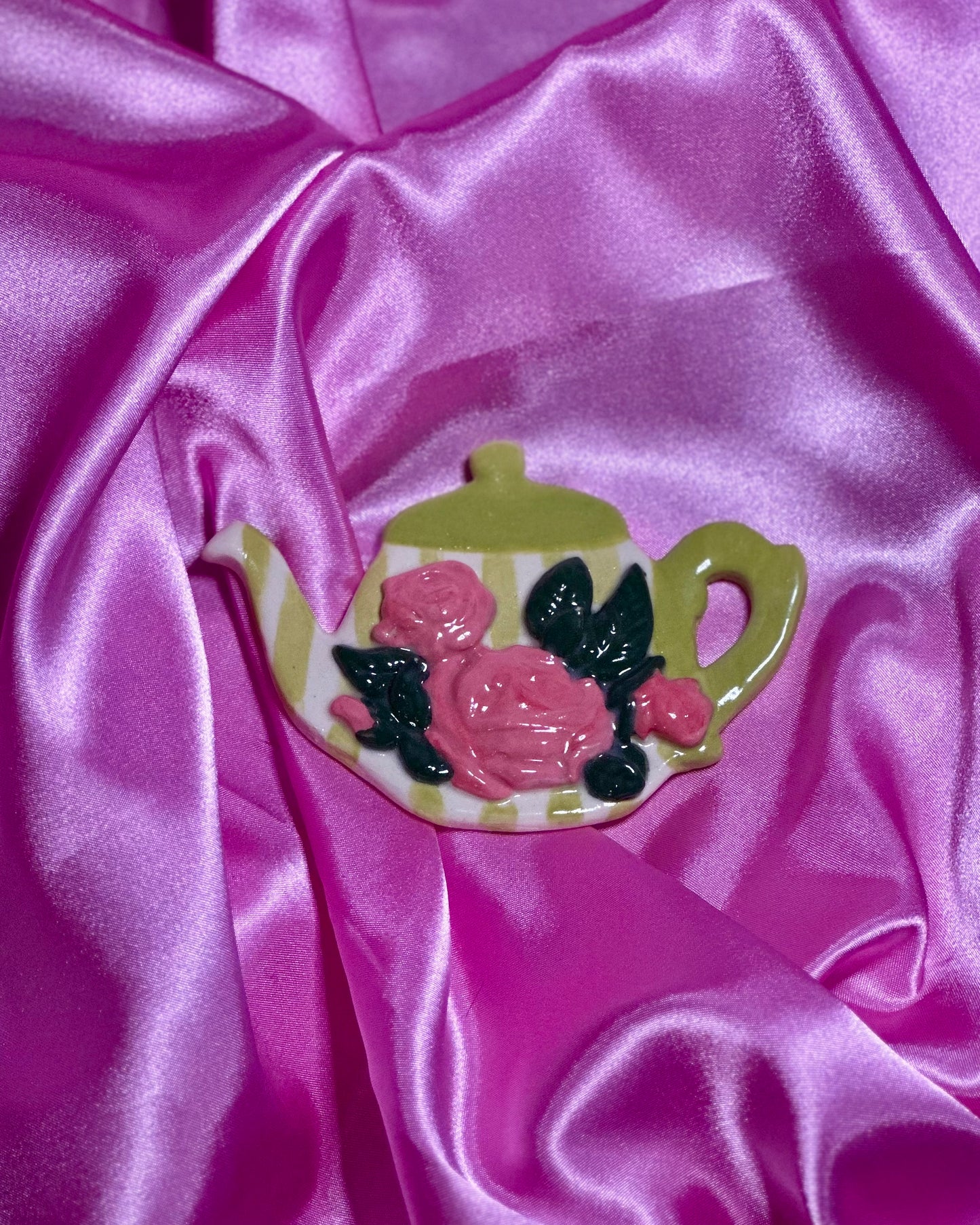 for spilling tea - dish (vintage rose #1)