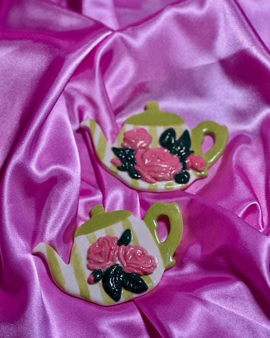 for spilling tea - dish (vintage rose #2)