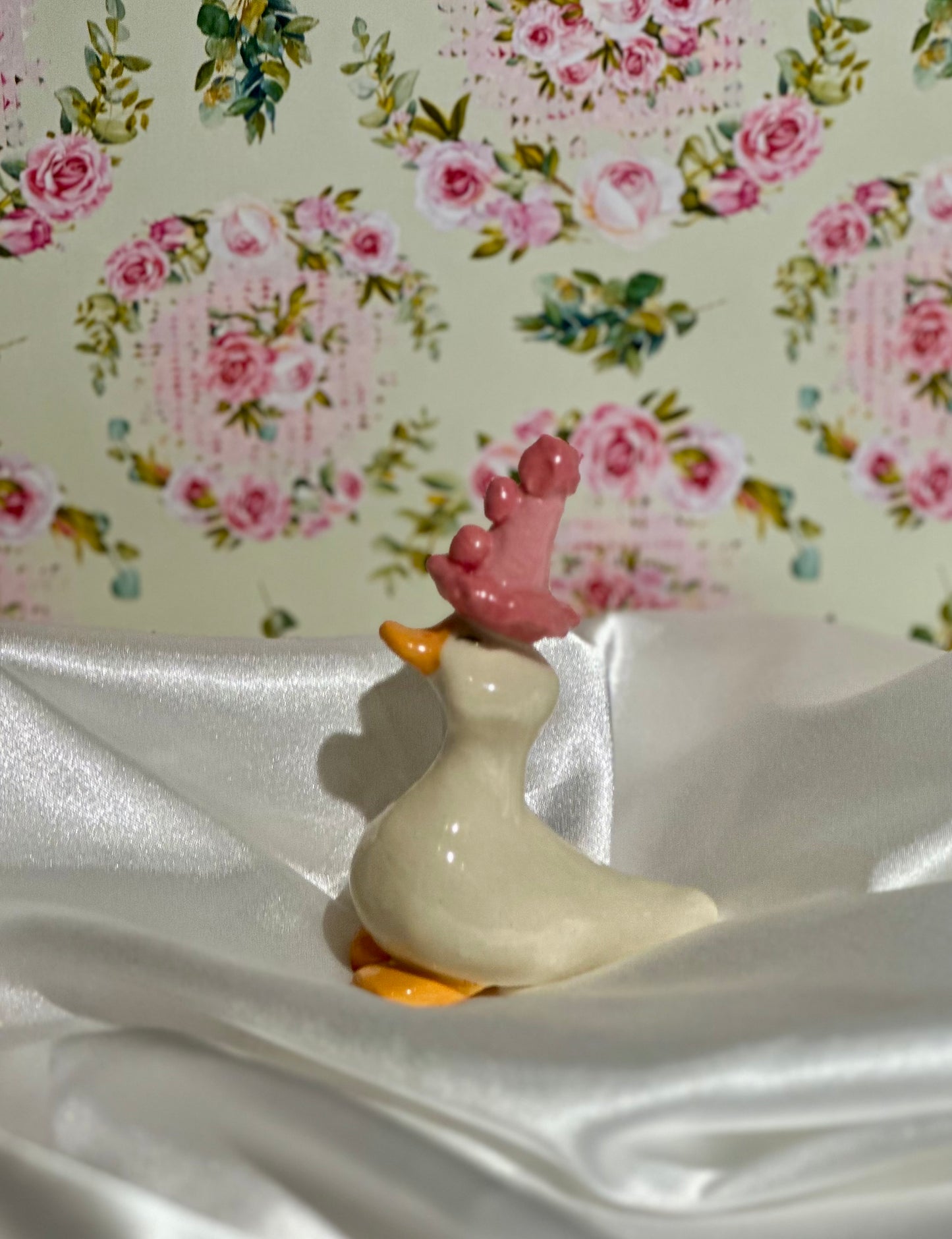party duck sculpture