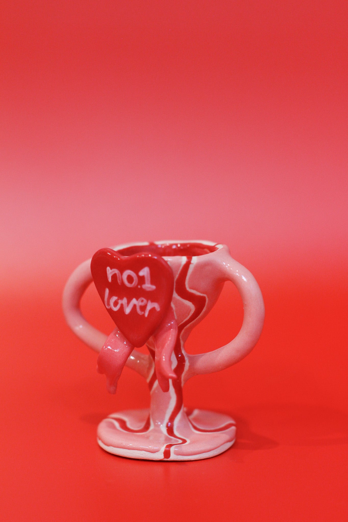 'no.1 lover' mini trophy