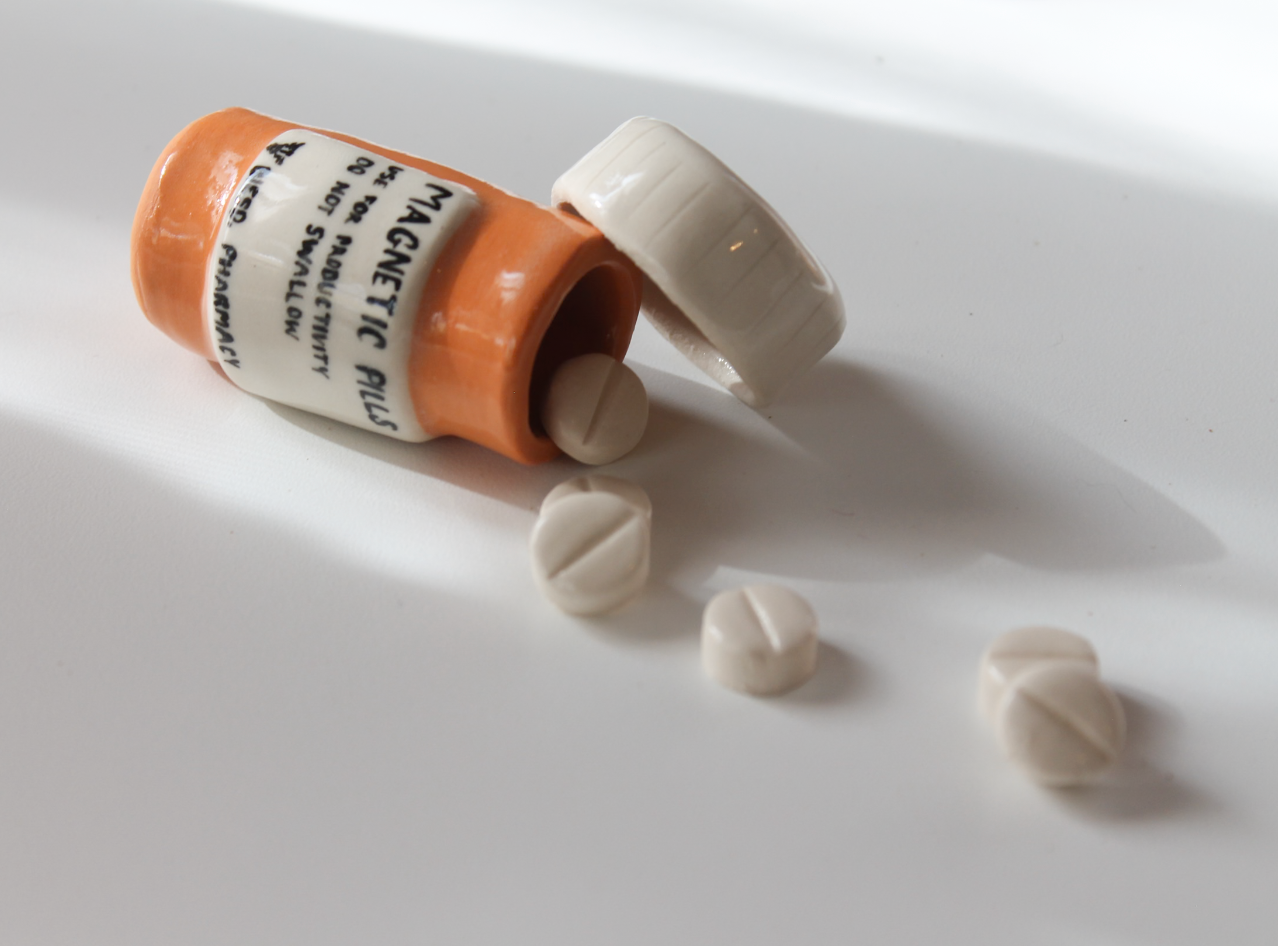 productivity pill bottle magnet set