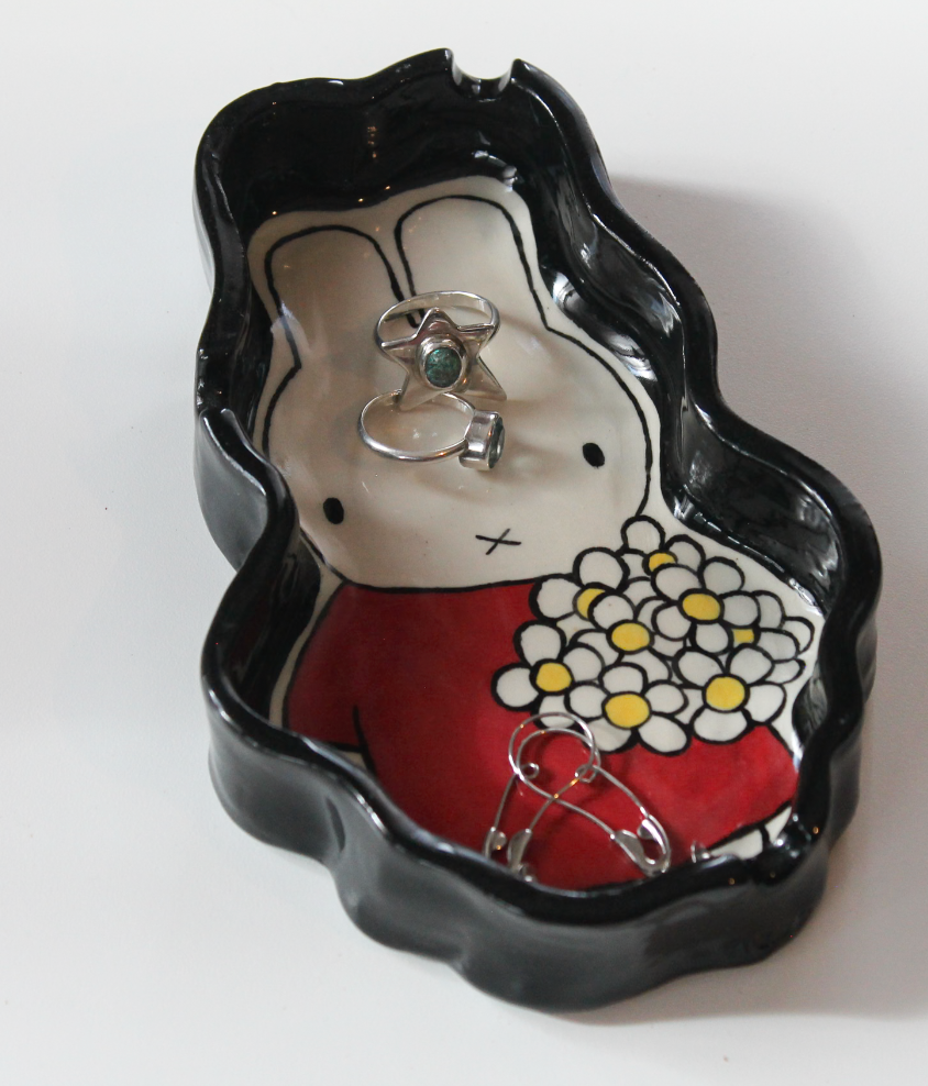 mxffy and flowers ashtray / jewellery dish